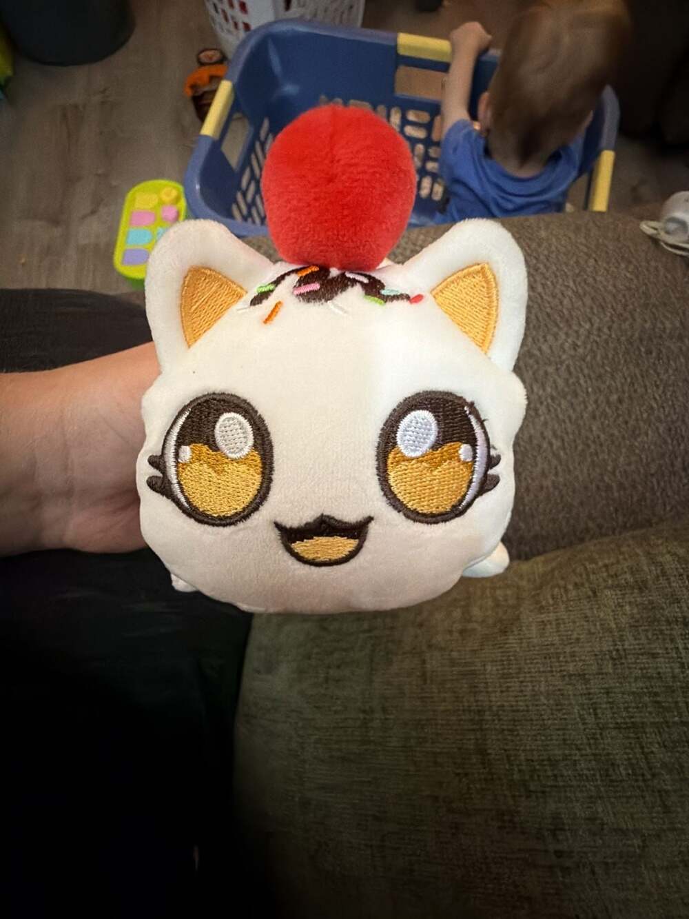 Aphmau MeeMeows Vanilla Ice Cream Sundae Cat Plush